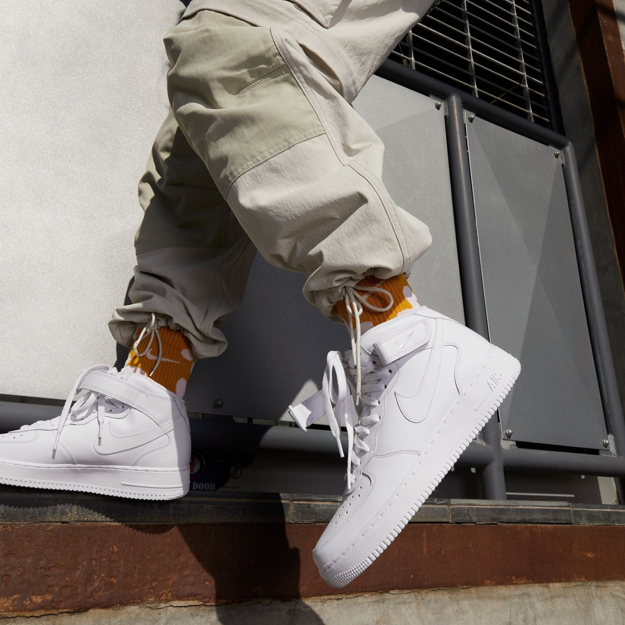 Air Force 1 Mid '07 - Image 5
