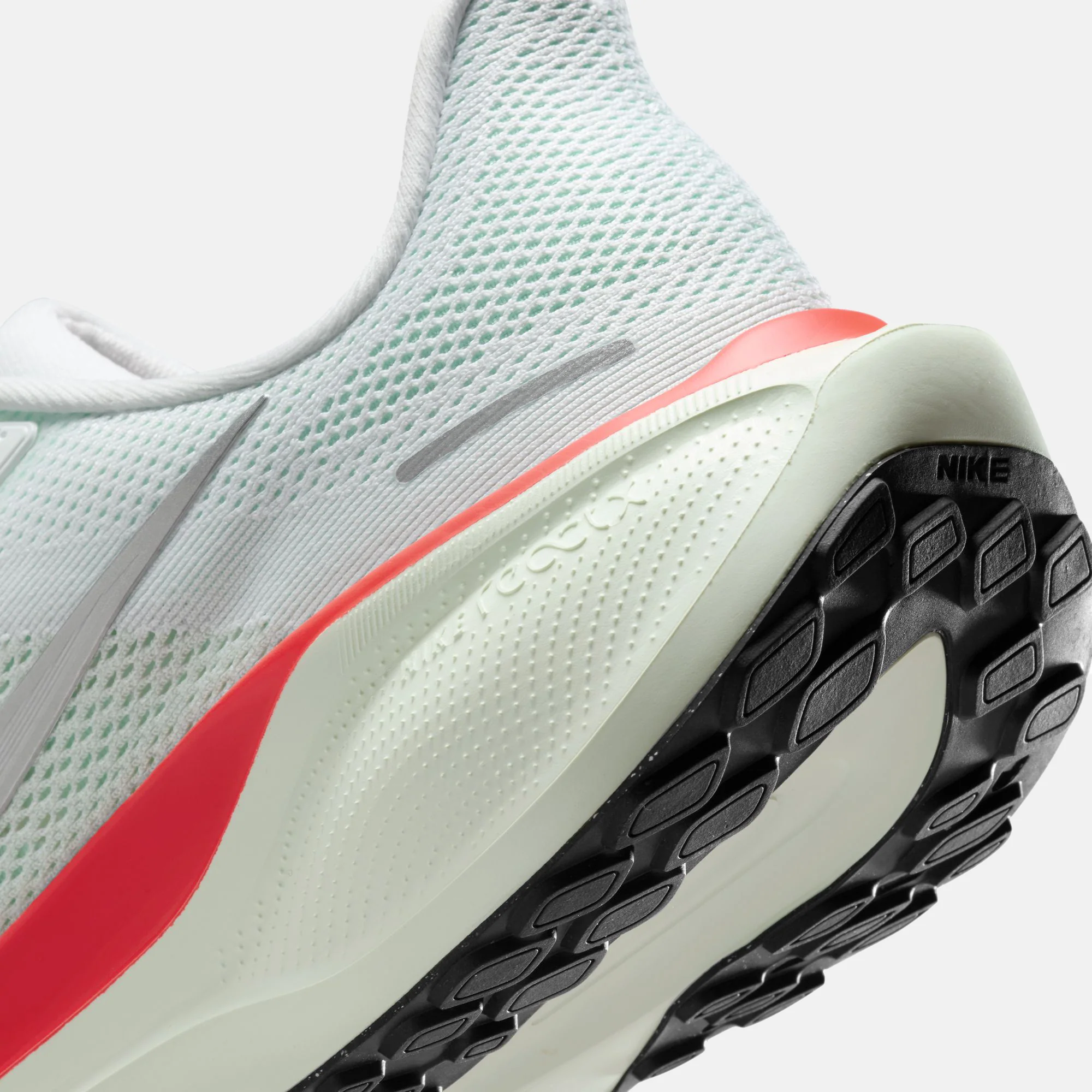 Air Zoom Pegasus 41 - Image 35