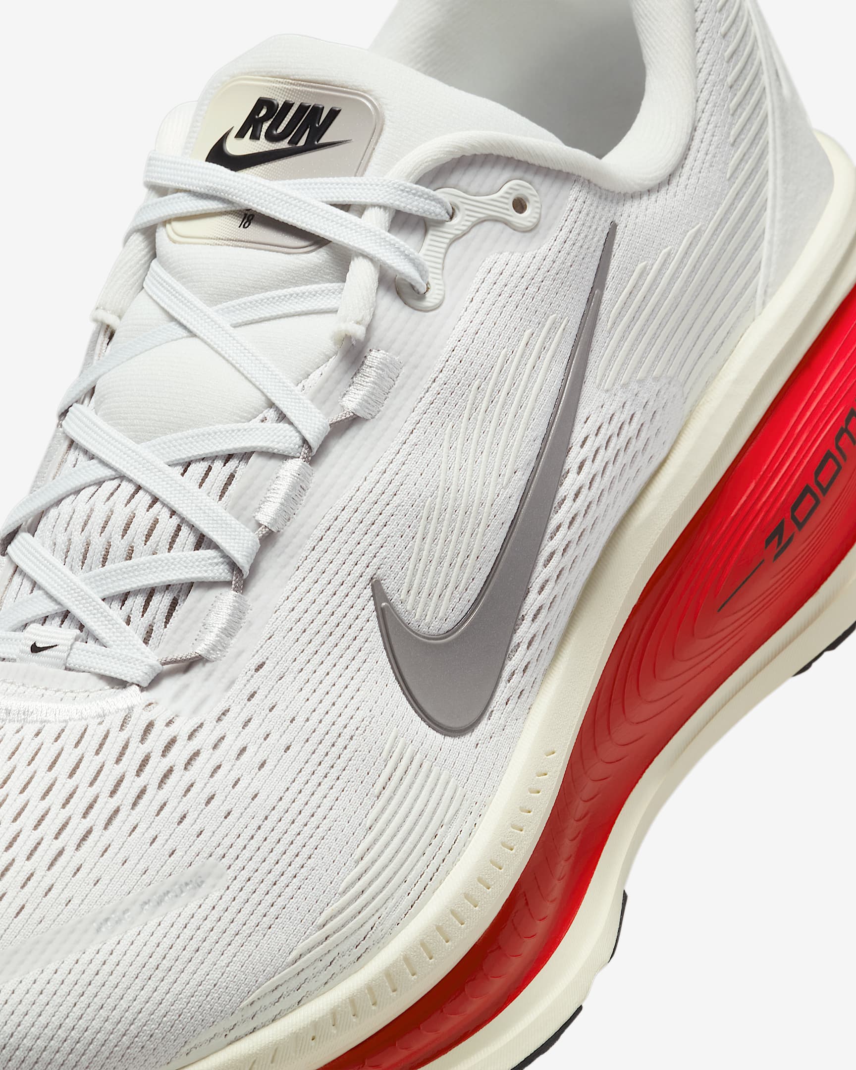 Air Zoom Vomero 18 - Image 20