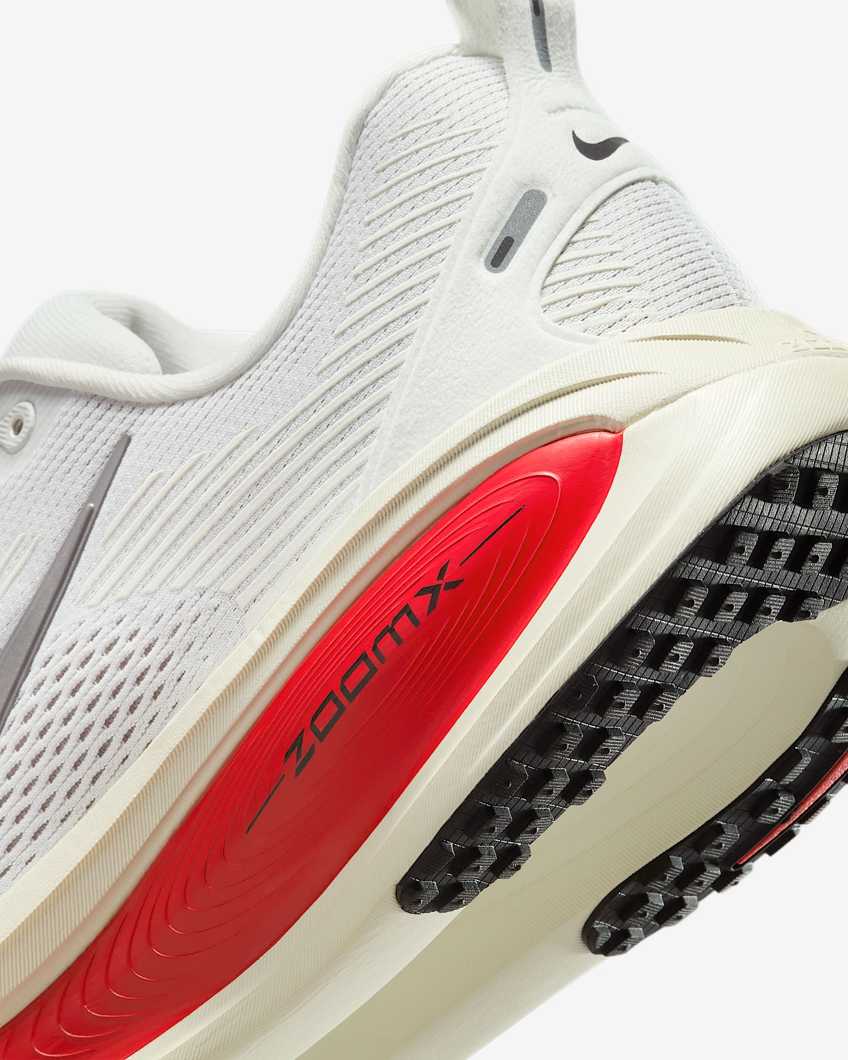 Air Zoom Vomero 18 - Image 21
