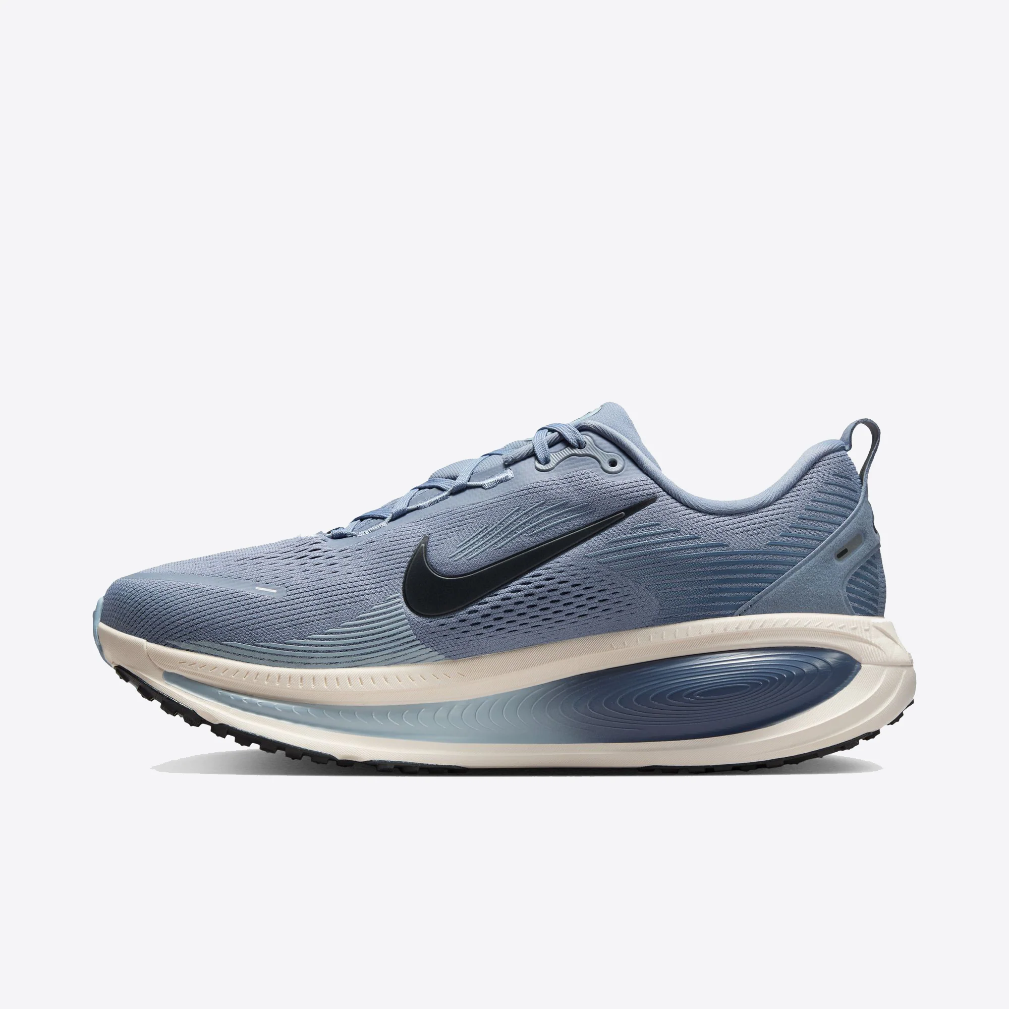 Air Zoom Vomero 18 - Image 32