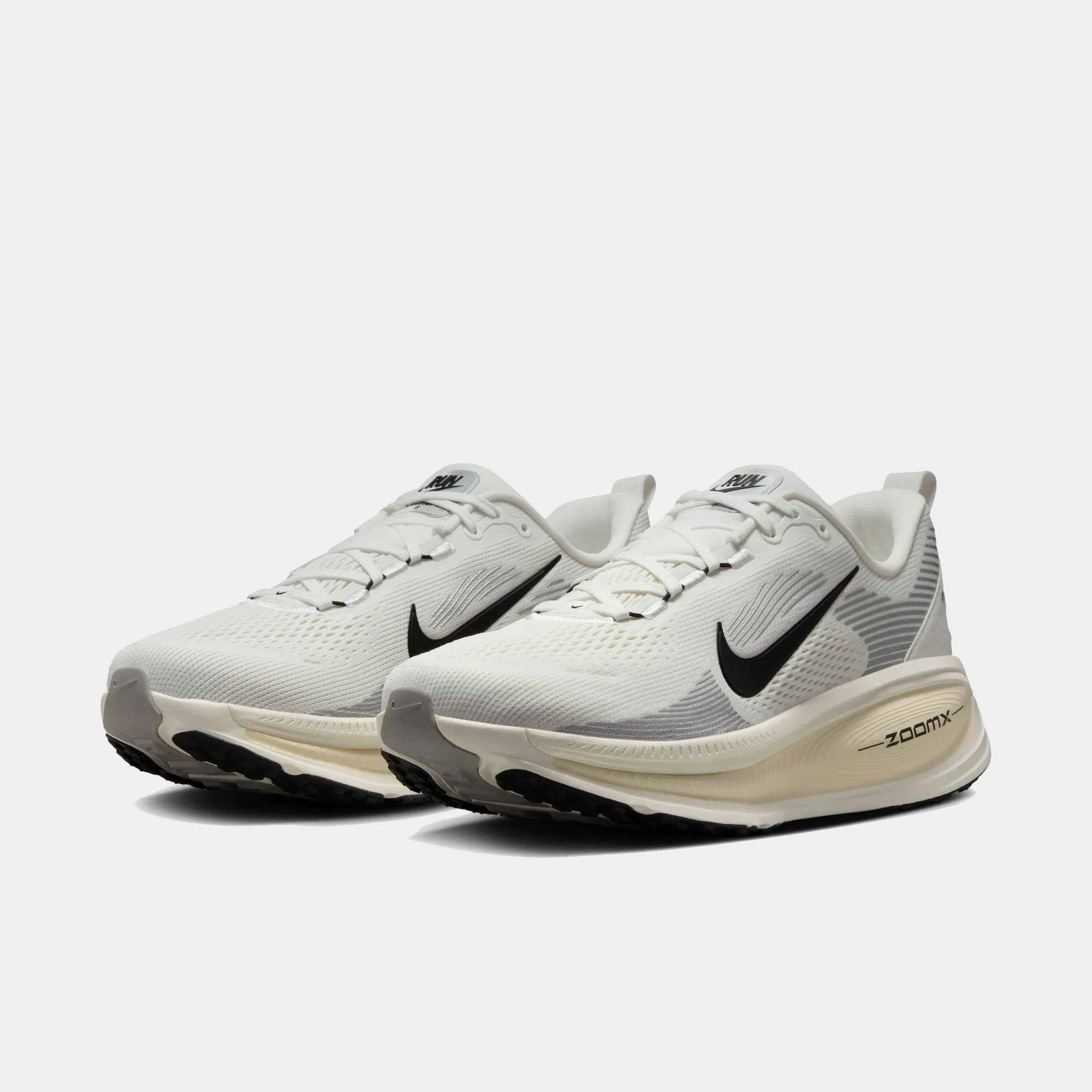 Air Zoom Vomero 18 - Image 37