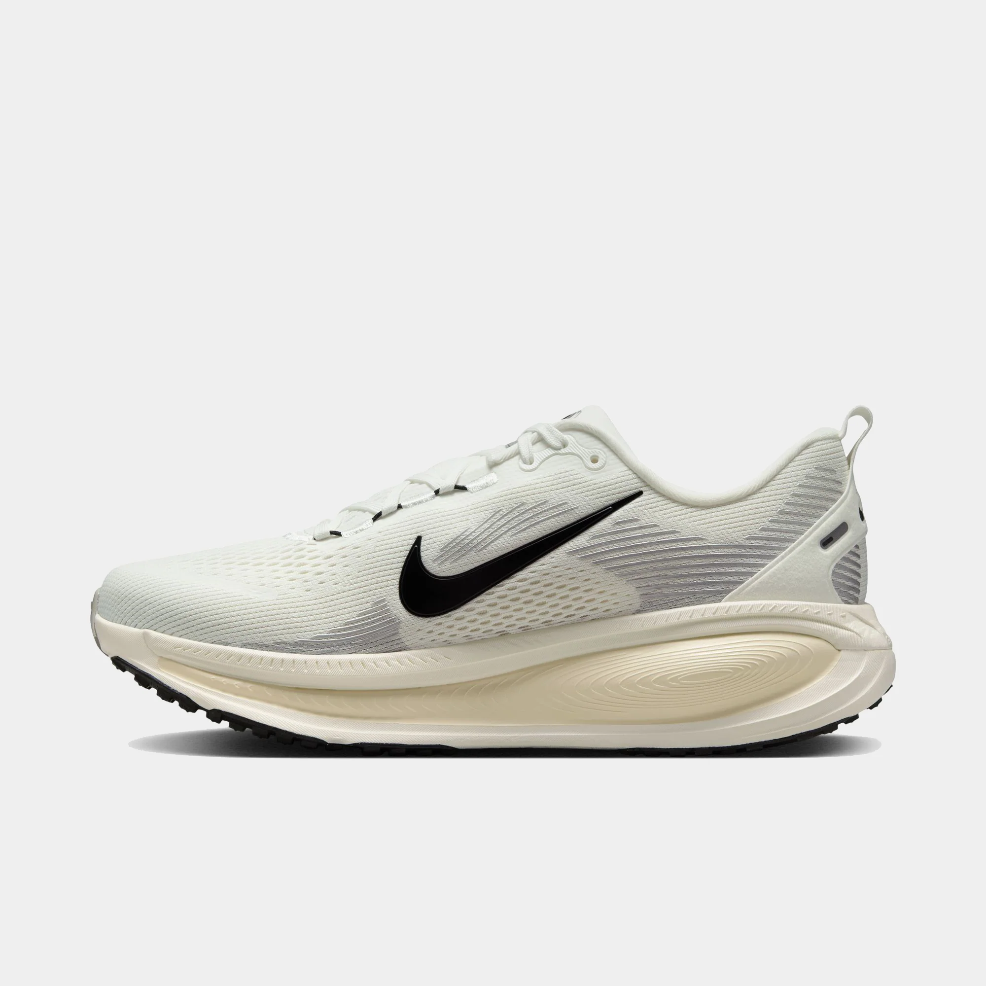 Air Zoom Vomero 18 - Image 39