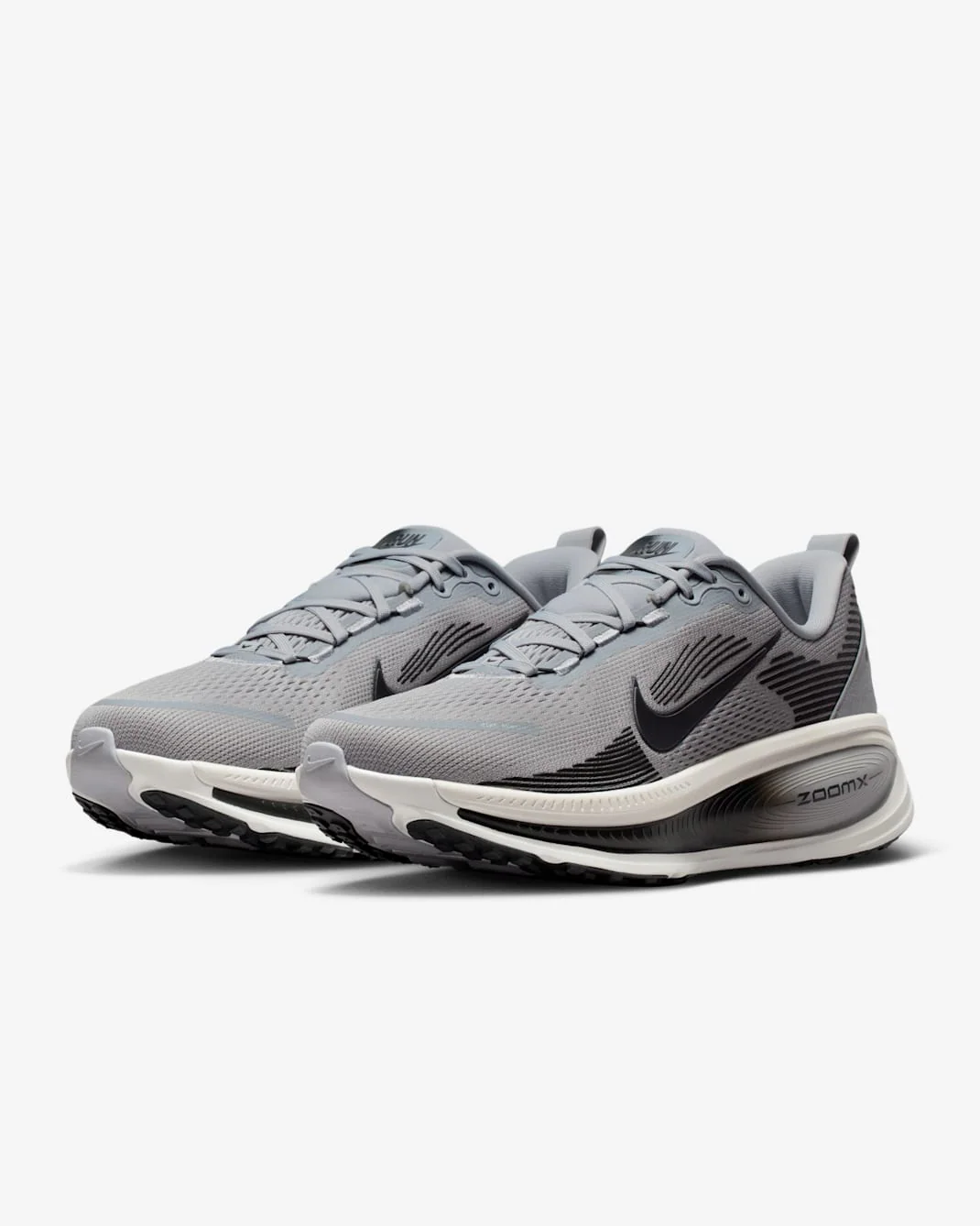 Air Zoom Vomero 18 - Image 46