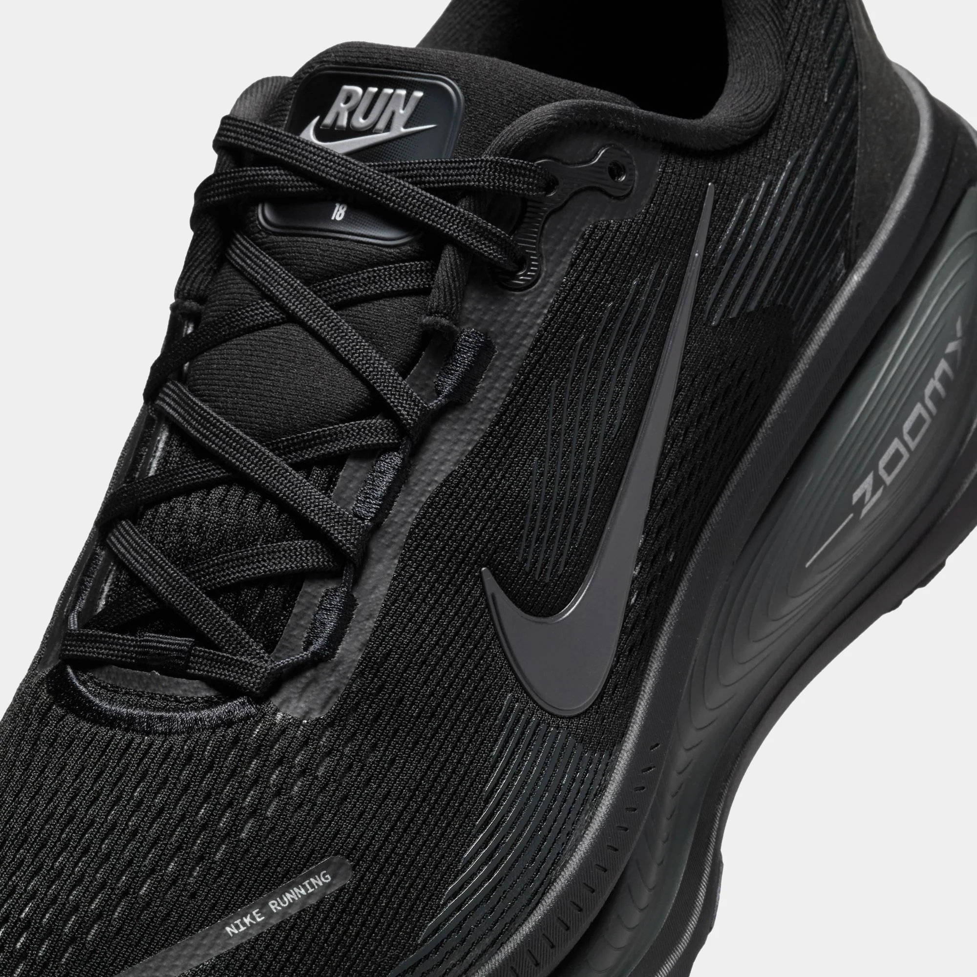 Air Zoom Vomero 18 - Image 66