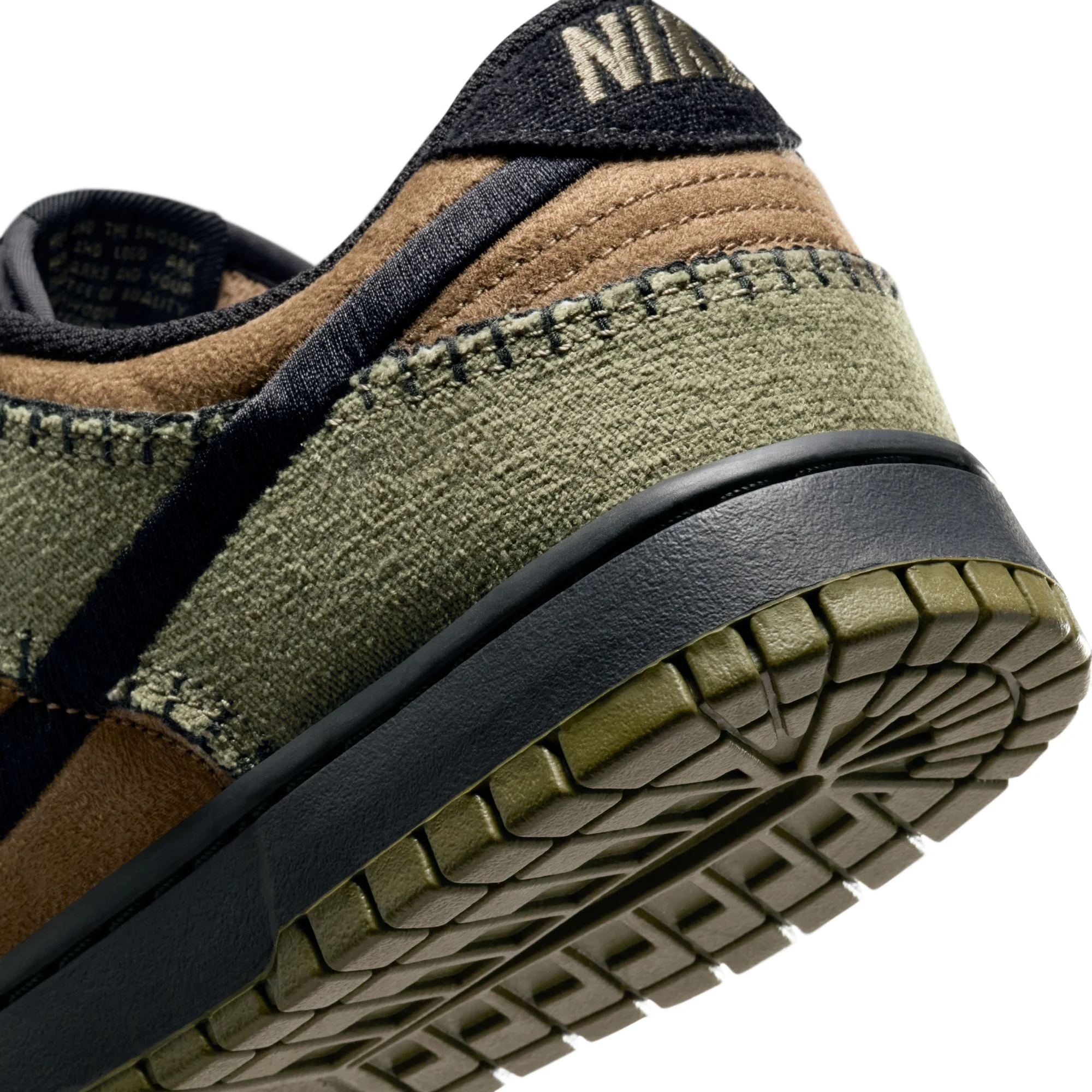 Dunk Low Retro - Image 14