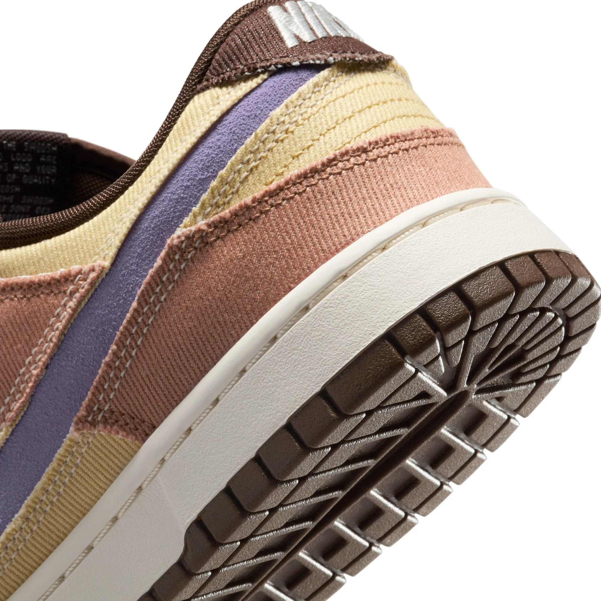 Dunk Low Retro SE - Image 16