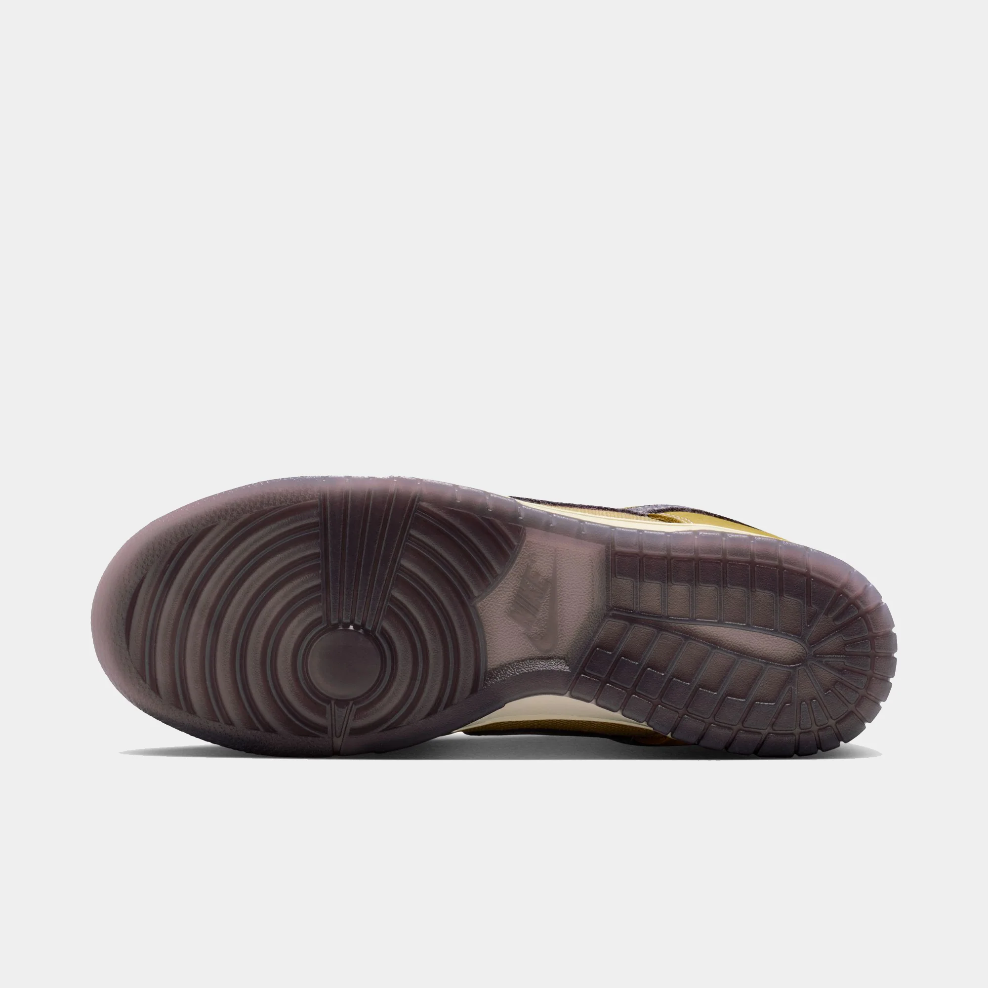 Dunk Low Retro SE - Image 17
