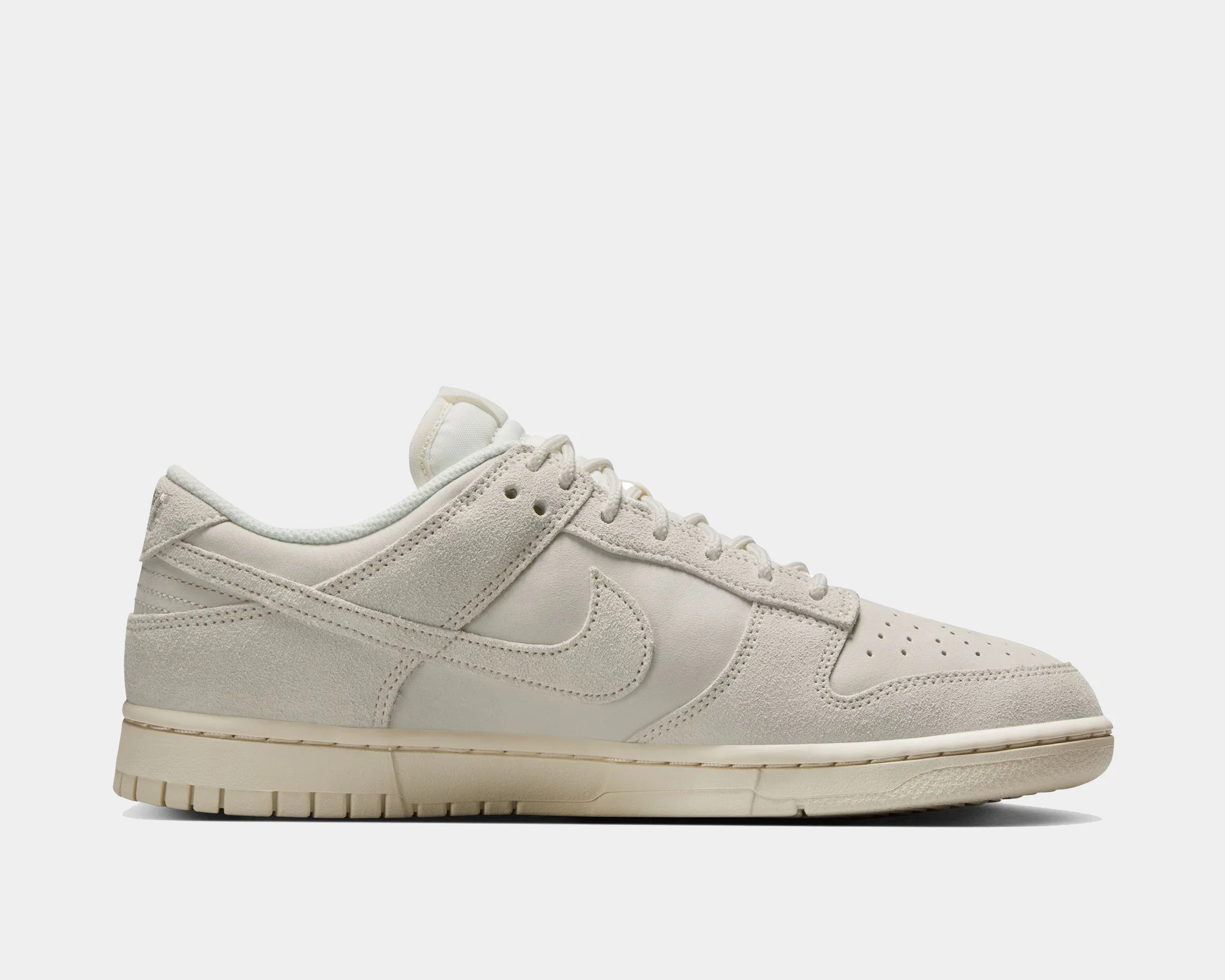 Dunk Low Retro SE - Image 27