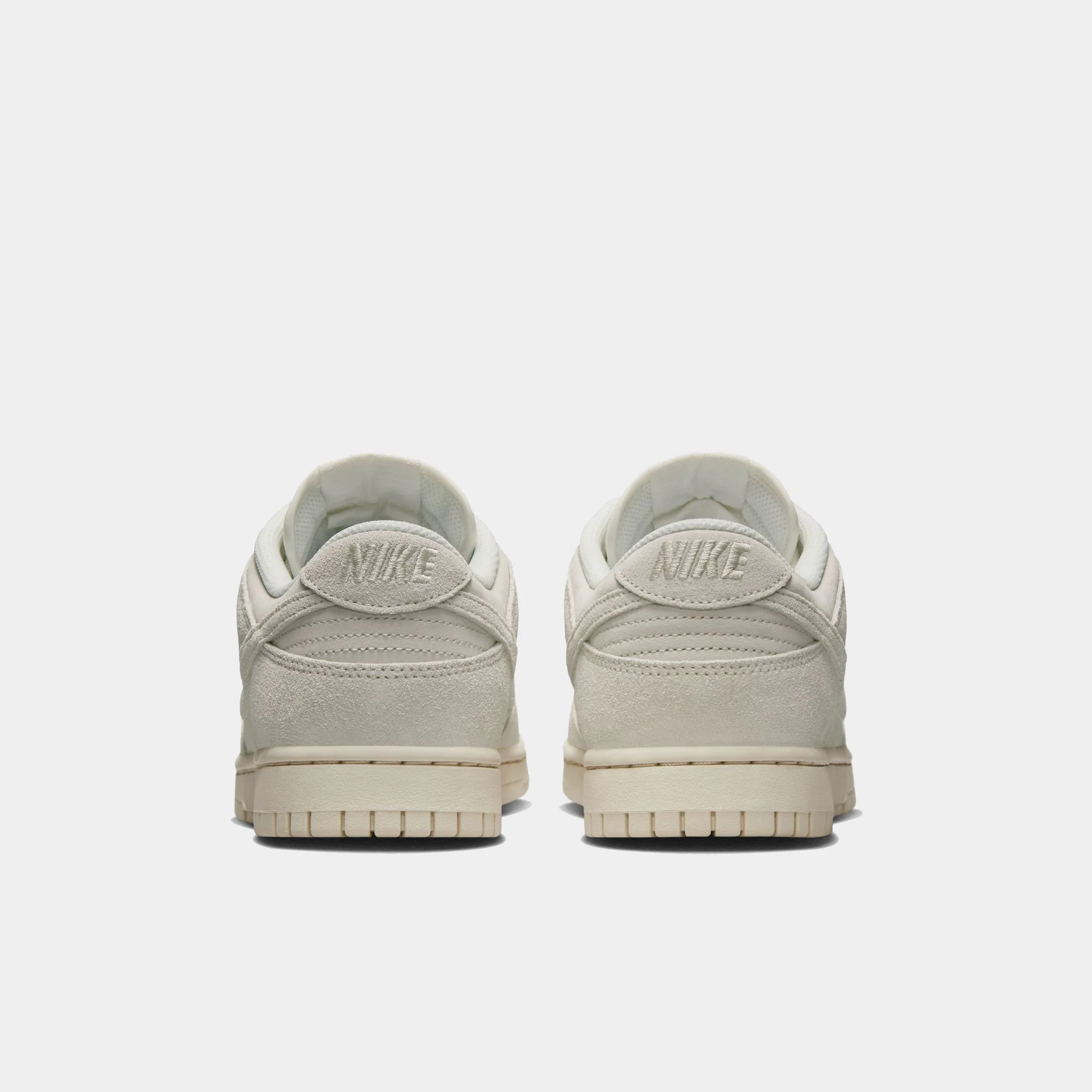 Dunk Low Retro SE - Image 31