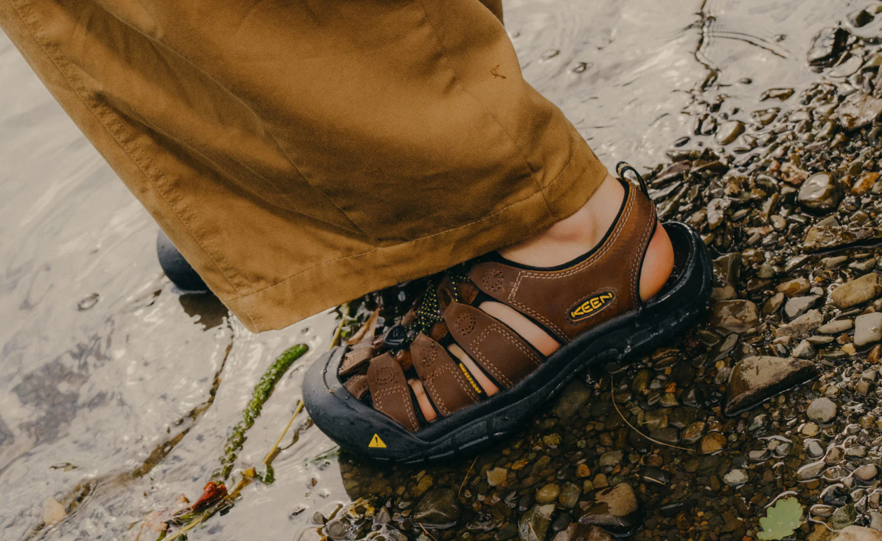 Newport Leather - Image 9