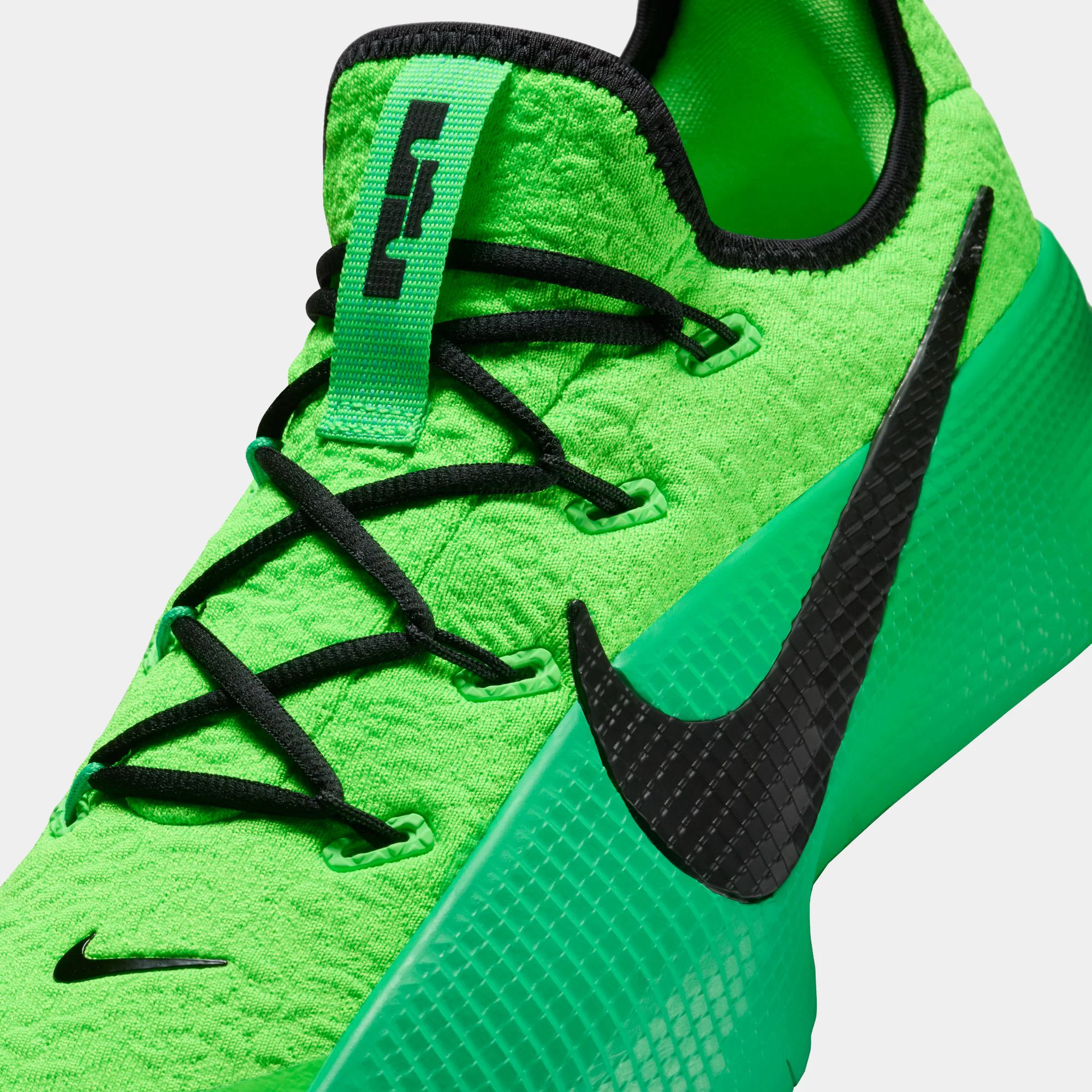 LeBron TR 1 - Image 17