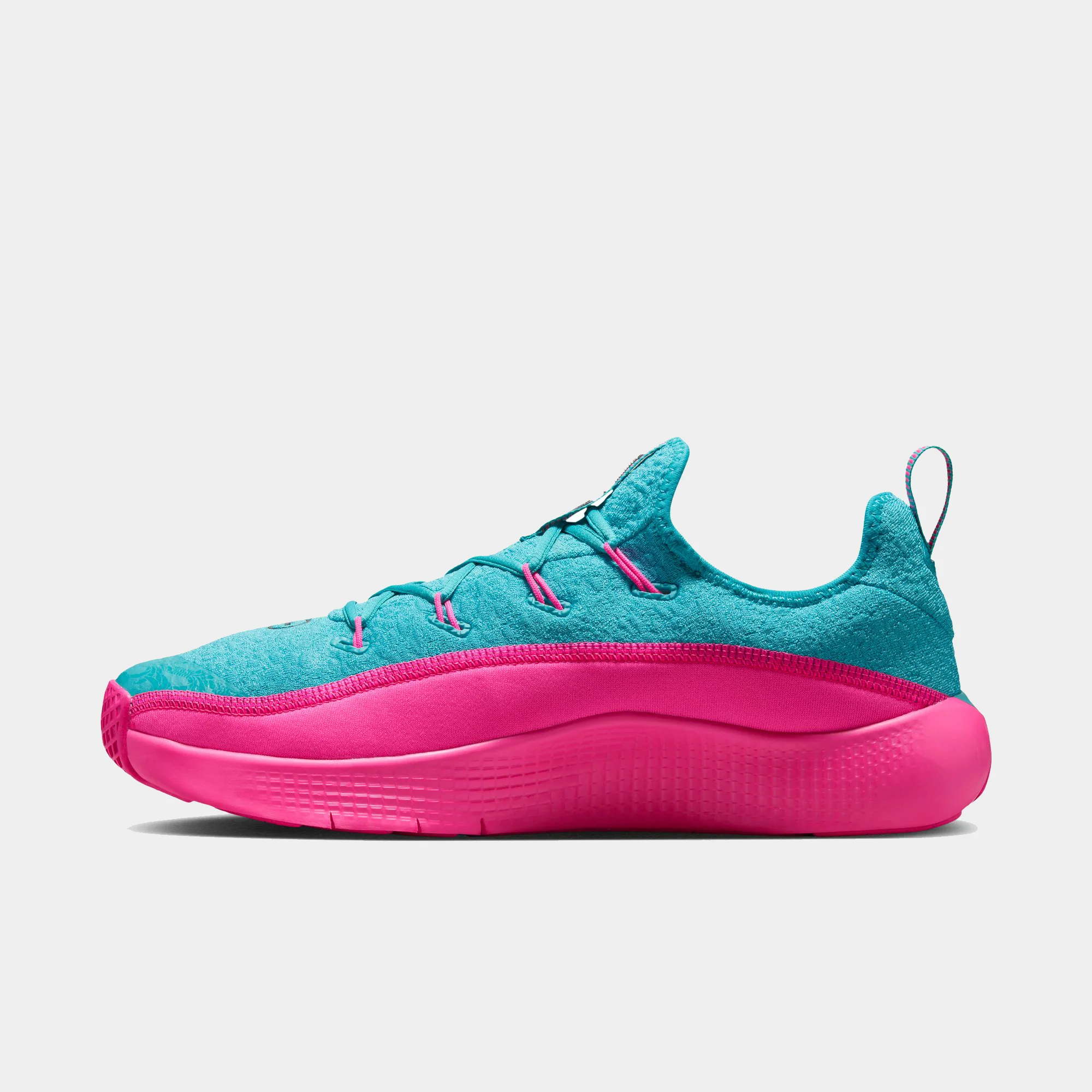 LeBron TR 1 - Image 32