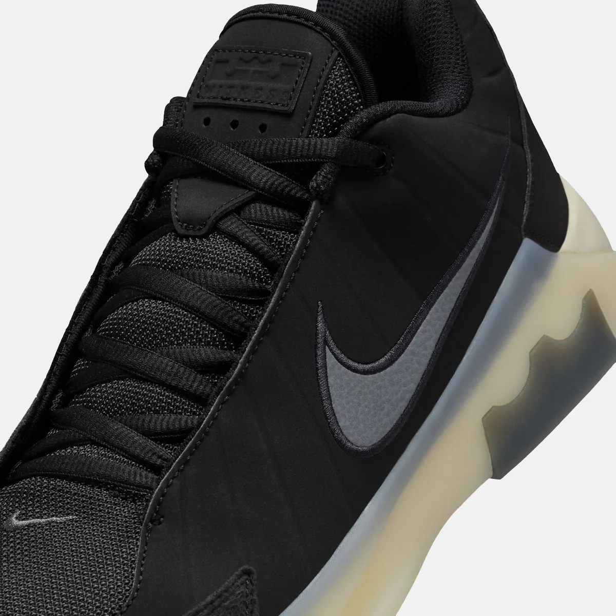 LeBron Witness IX - Image 13