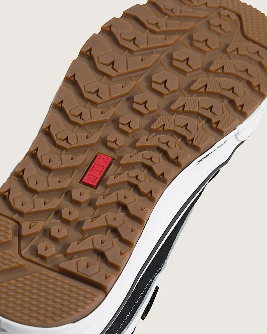 MTE Sk8-Hi Waterproof Insulated Shoe - Image 7