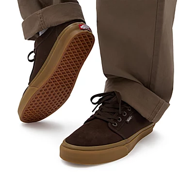 Skate Chukka Low - Image 24