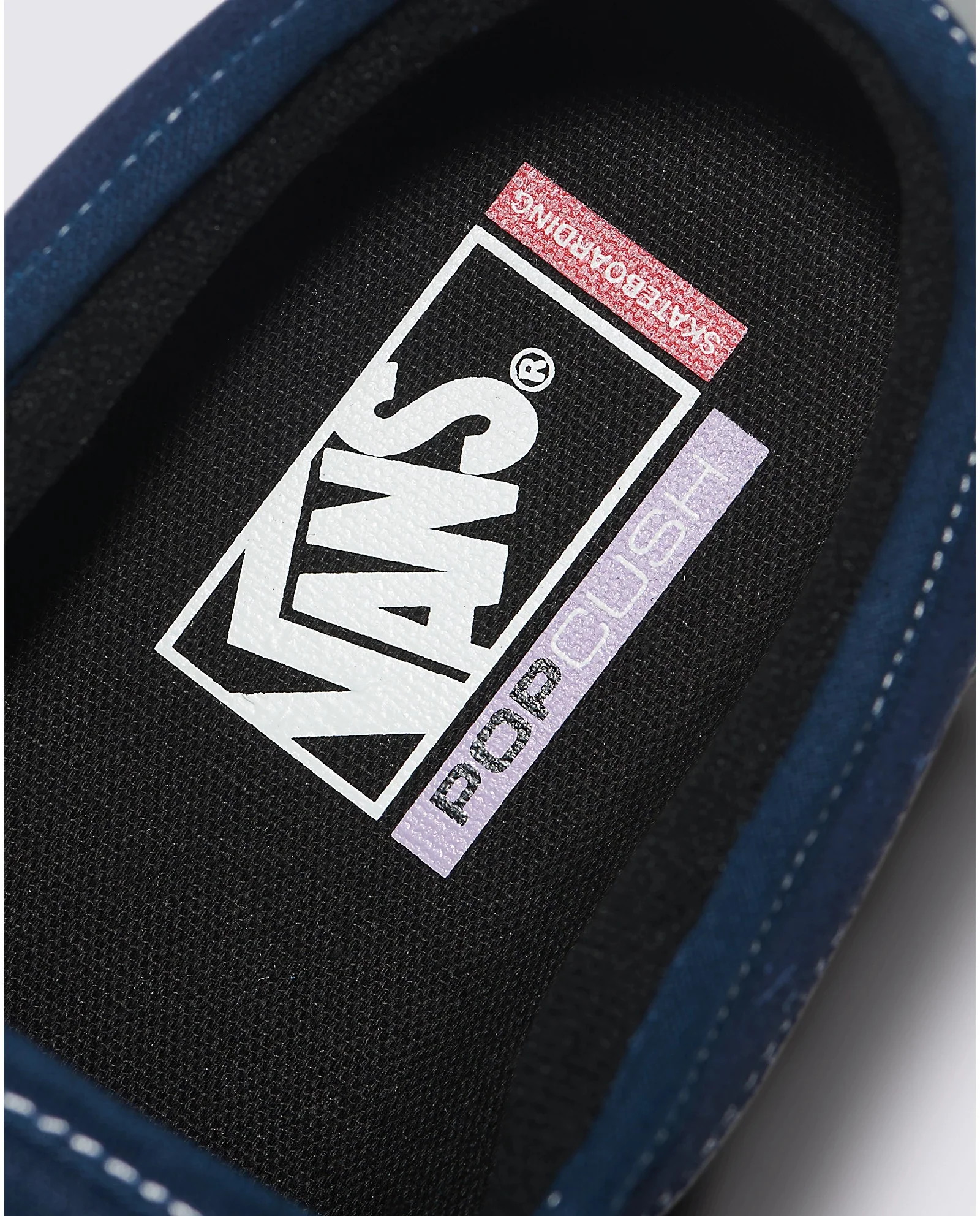 Skate Chukka Low Sidestripe - Image 10