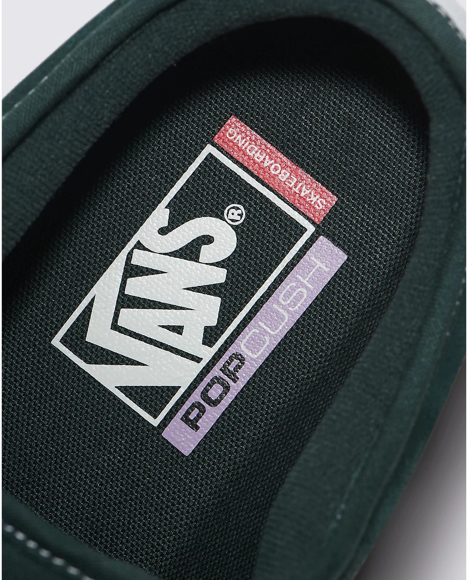 Skate Chukka Low Sidestripe - Image 15