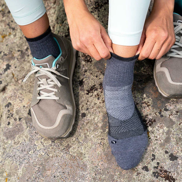 Trail Max Cushion Quarter Sock - Image 2